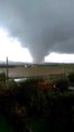 Enorme tornado a Rocca di Neto (Crotone) vicino la SS106 Jonica Reggio-Taranto
