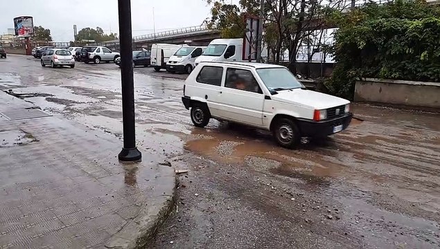 Reggio Calabria, ecco le condizioni di via Nazionale Pentimele