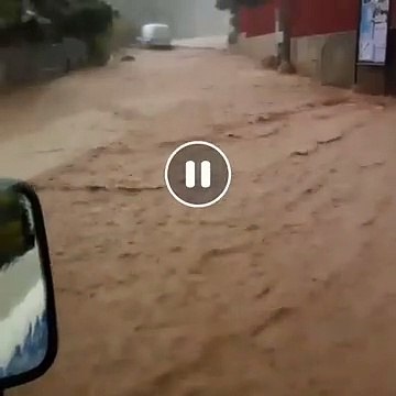 Maltempo Calabria, allagamenti a Palmi: la situazione in diretta