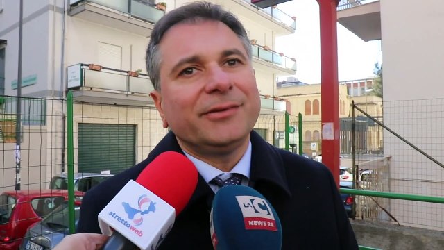 Reggio Calabria, chiusura De Blasi : protesta di dipendenti e cittadini, intervista al consigliere regionale PedÃ 