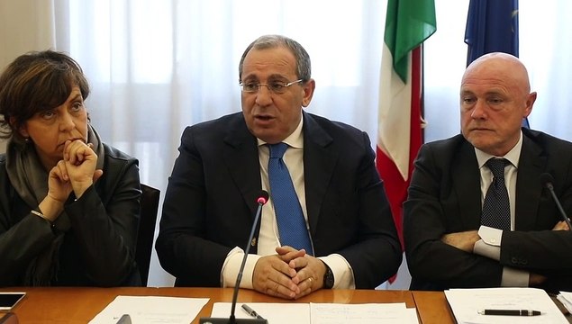 Resoconto in Prefettura per lo sgombero della baraccopoli di San Ferdinando, il Prefetto Di Bari: pronti 30 moduli abitativi
