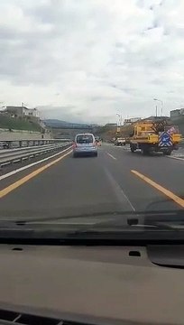 Reggio Calabria: incidente stradale sull'A2 all'uscita dello svincolo di Campo Calabro, le immagini