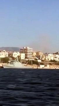 Bruciano le colline di Reggio Calabria: le immagini dell'incendio tra le facoltÃ di ingegneria e di agraria