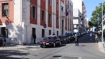 Reggio Calabria, le immagini degli arrestati che lasciano la Caserma