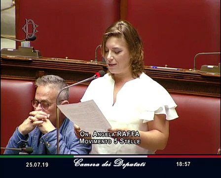 Incendio discarica di MazzarÃ Sant'Adrea: l'intervento alla Camera della deputata Angela Raffa (M5s)