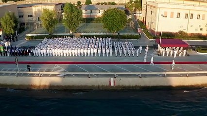 Sicilia, le immagini dell'ultimo ammaina bandiera delle corvette Driade e Chimera