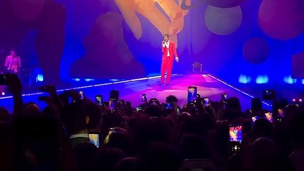 Mika, che "Happy Ending" a Reggio Calabria per il Reveletion Tour