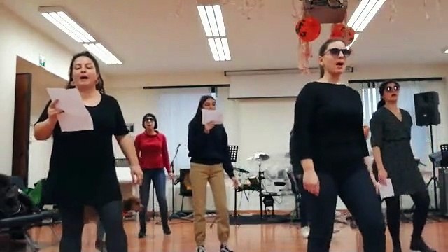 A Messina flashmob contro la violenza sulle donne: portiamo nella nostra cittÃ il grido di tutte le donne del mondo