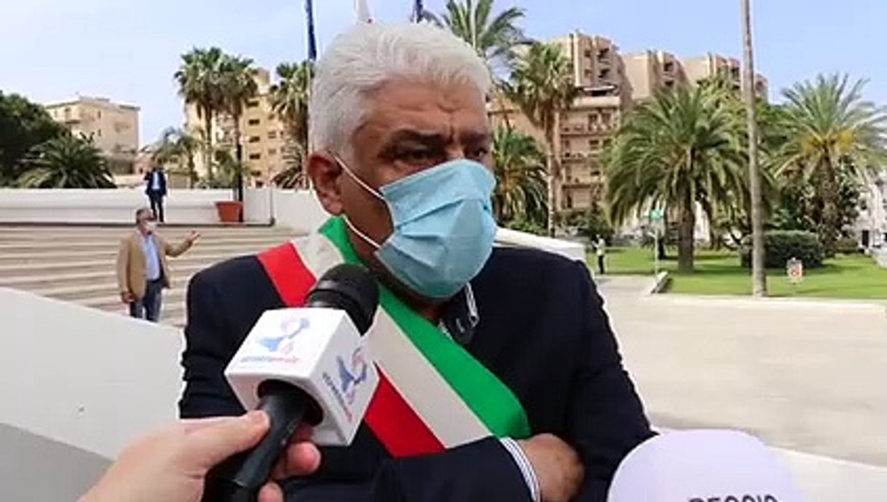 Emergenza rifiuti a Reggio Calabria, il sindaco di MelicuccÃ : "riaprire la discarica del mio comune"