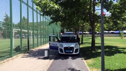 Bursa'da 15 yaşındaki genç boynundan ve göğsünden yaralandı