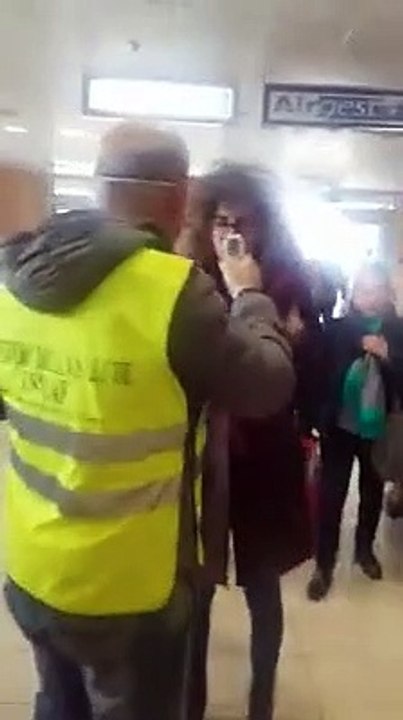 Coronavirus: controlli sui passeggeri all'aeroporto di Trapani