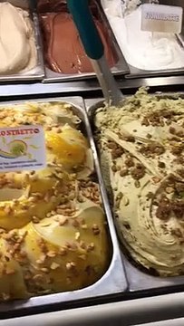 Reggio Calabria, un giro all'interno della Gelateria Cesare tra i golosi gusti di gelato