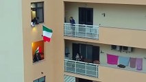 Coronavirus a Reggio Calabria: sui balconi si canta l'Inno di Mameli