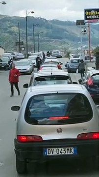 Reggio Calabria, controlli sui viaggiatori: la Polizia chiede il modulo per l'autocertificazione