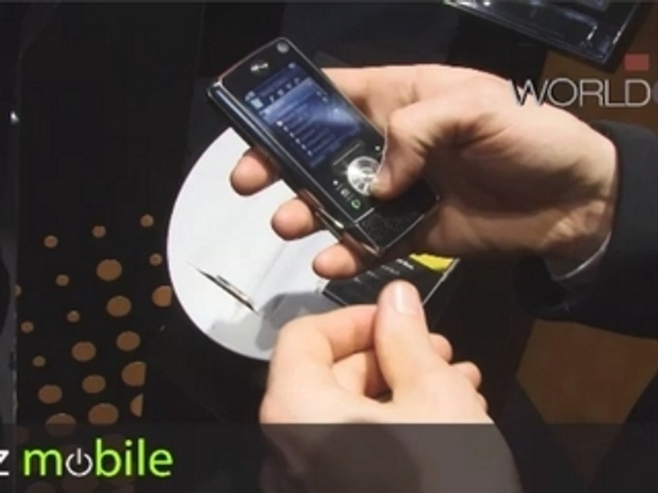 MWC 2008 MOTOROLA RIZR Z10 WORLDGSM