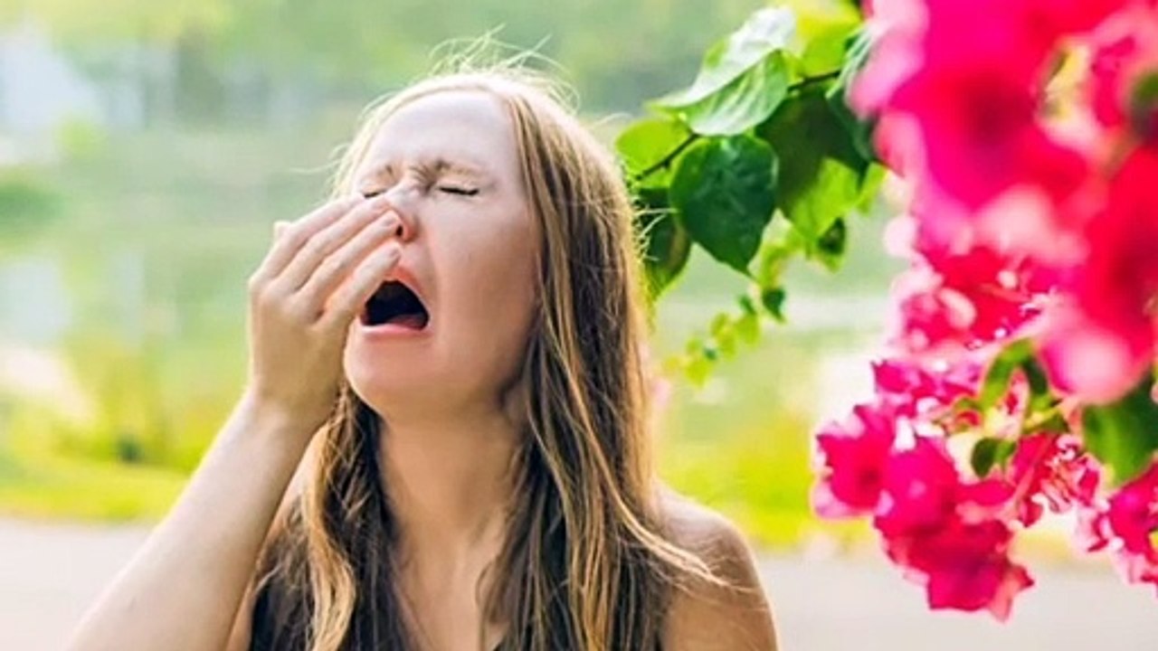 Intresting Facts About Sneezing  Urdu / Hindi |Kahani Tv|