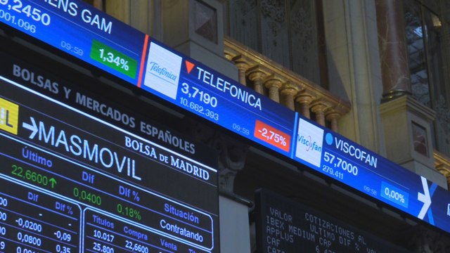 La bolsa espeñola cae el 1,7 % en plena oleada de resultados empresariales