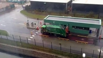 Lincoln incinerator fuel being delivered
