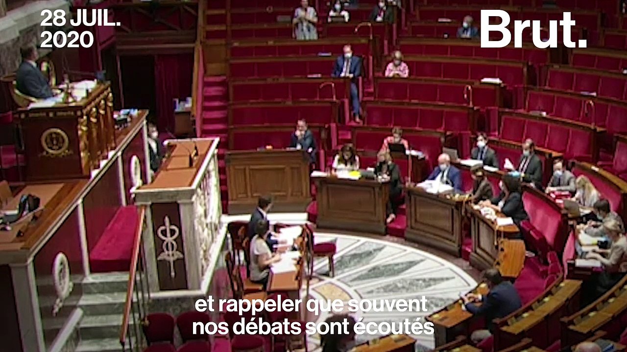 Filiation : "Son papa s'est barré, mon fils s'en sort très bien" : la députée Caroline Fiat demande à ses collègues de "peser leurs mots" au sujet de la PMA