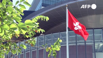 Hong Kong veta 12 candidatos pró-democracia de eleições