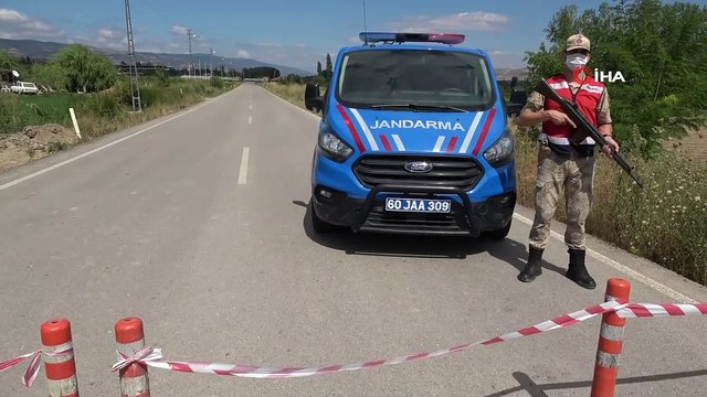 Bin 600 nüfuslu köy, Kurban Bayramı arefesinde karantinaya alındı