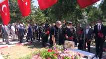 Jandarma Genel Komutanı Orgeneral Çetin, Kırıkkale Şehitliği'ni ziyaret etti - KIRIKKALE