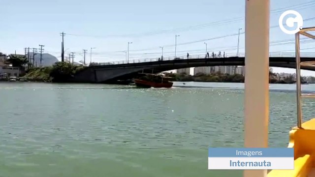 Pescadores relatam acidente com barco no mar de Guarapari