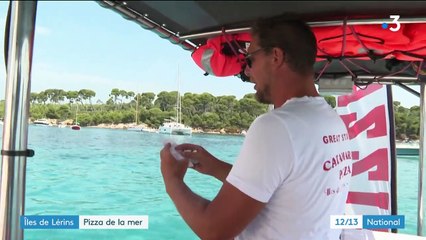 Tourisme : des pizzas livrées en pleine mer