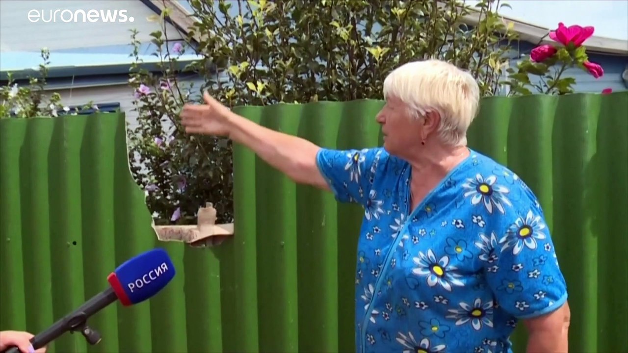 Kamele plagen russische Dorfbewohner