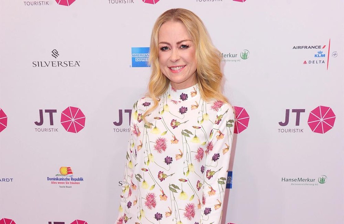 Jenny Elvers wird zur Promi Big Brother-Moderatorin!