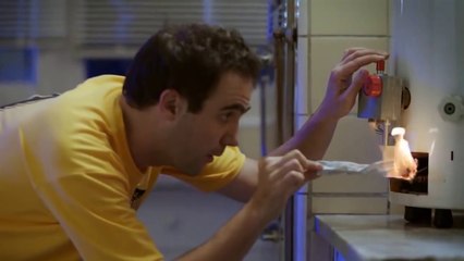 Publicidad FIBERTEL - Tutoriales - Prender un termotanque