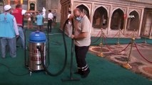 Ayasofya Camii'si Bayram namazına hazırlanıyor