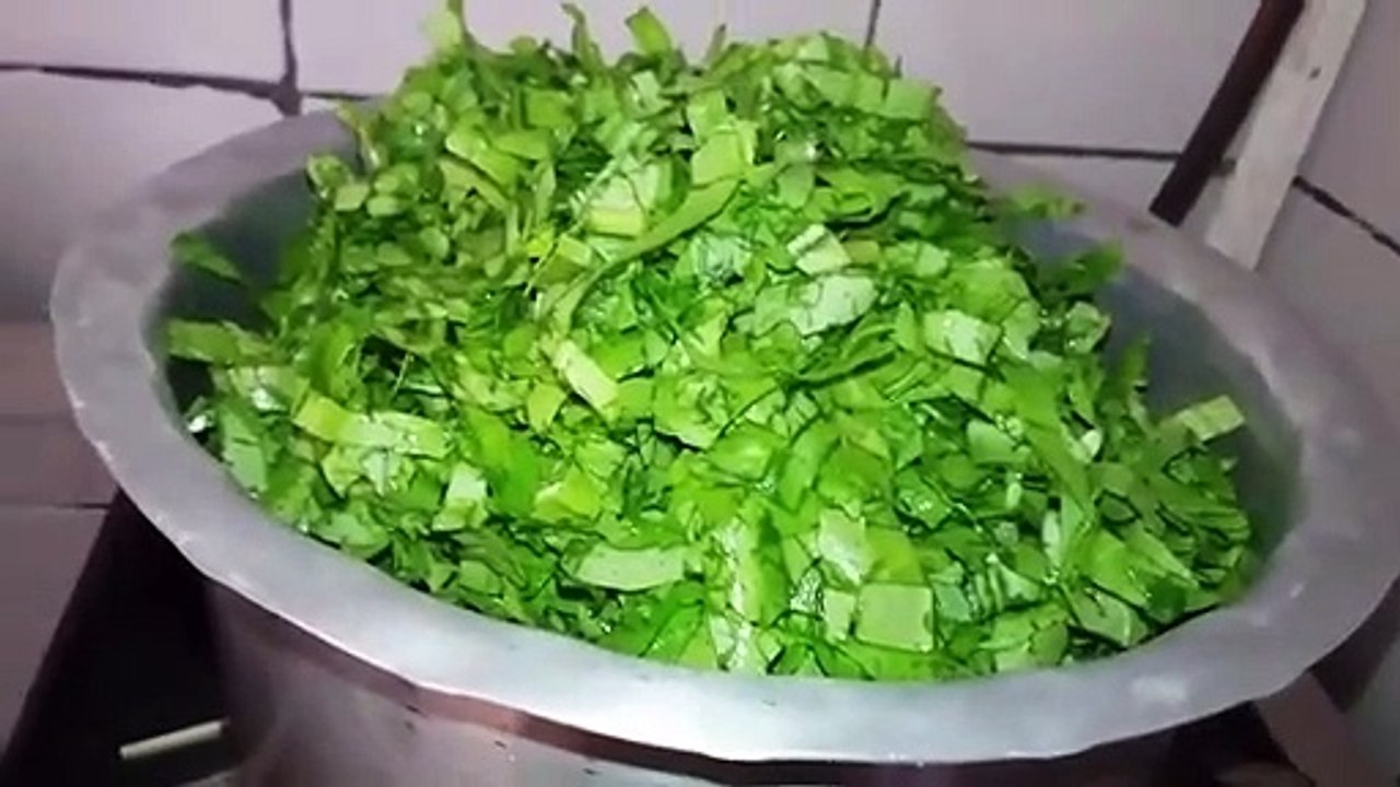 Famous Punjabi Wedding Chicken Palak recipe/ Pakistani style ak bar khay a bar bar khay/Wedding Chicken Palak recipeمشہور پنجابی ویڈنگ چکن پلک