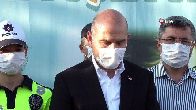 Bakan Soylu’dan trafik konusunda önemli uyarı:“Eğer dikkatli olursak ve bu konuda tedbirli olursak kurallara uyarsak hüzünlü bir bayram geçirmeyiz”