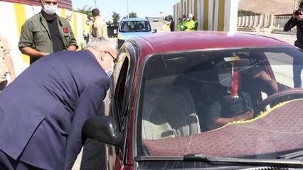 Vali Gündüzöz yol uygulama noktasını ziyaret etti - MUŞ