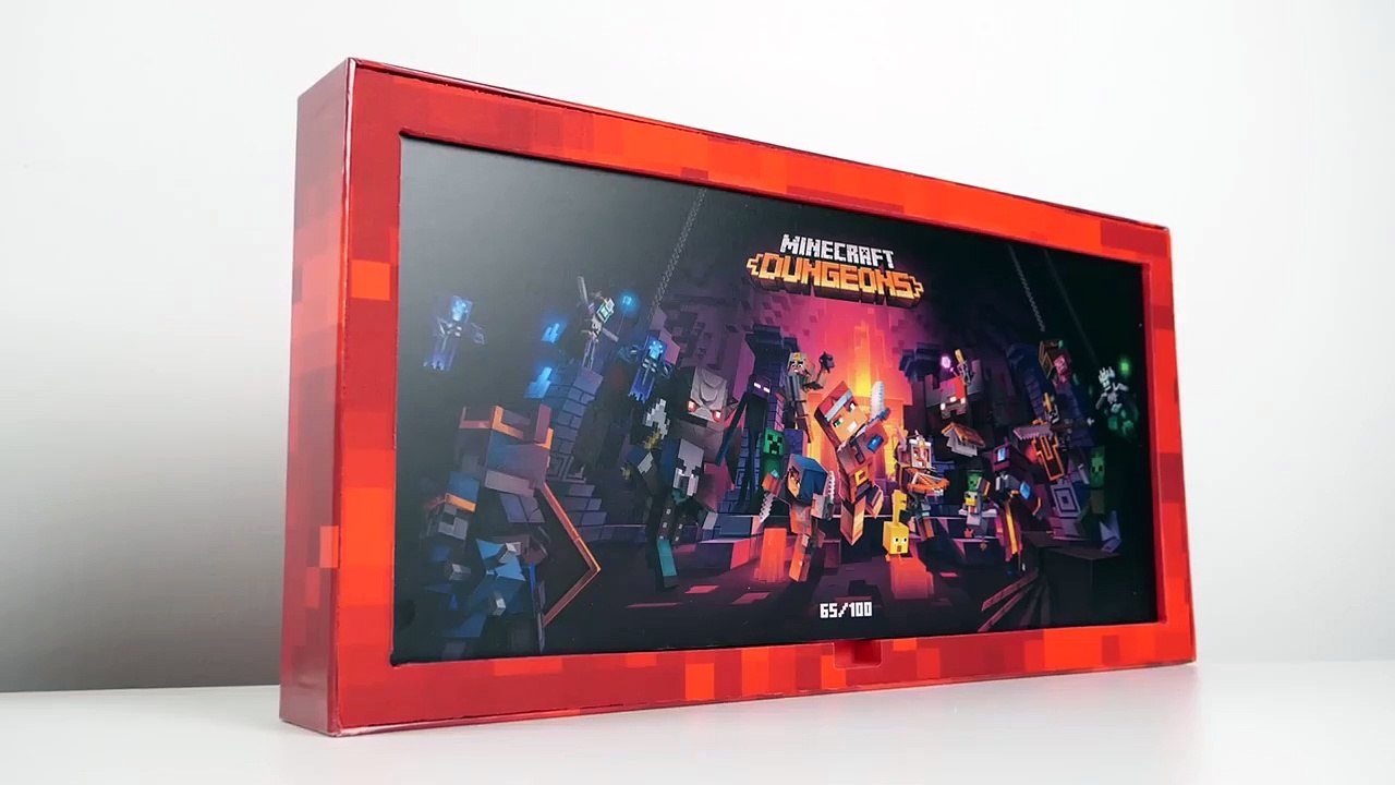 Unboxing MINECRAFT Mystery Gift from Microsoft... (Super Rare)