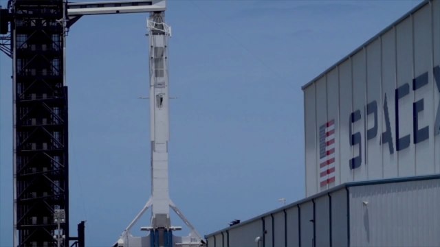 Watch NASA Astronauts Return to Earth in SpaceX’s Crew Dragon This Weekend