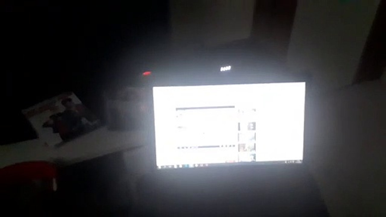 (BUDA CUMHUR AYRILSAK ÖLÜRÜZ BİZ DÜET 2 DUVAR.YIĞIL