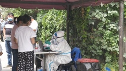 China encadena su tercer día con más de un centenar de nuevos contagios