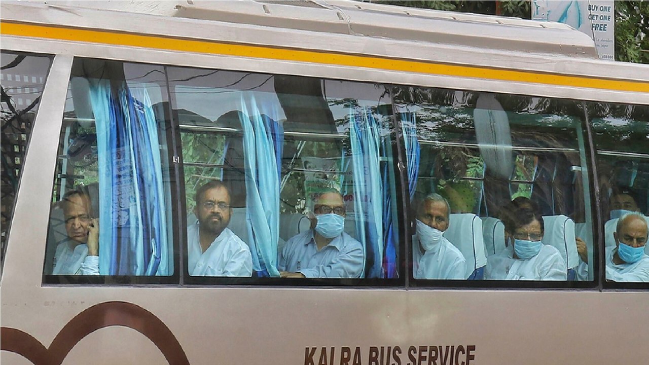 Rajasthan politics: Congress MLAs to be shifted...