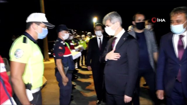 Ayvalık’ta İçişleri Bakan Yardımcısı Muhterem İnce bayram trafiği denetimlerine katıldı