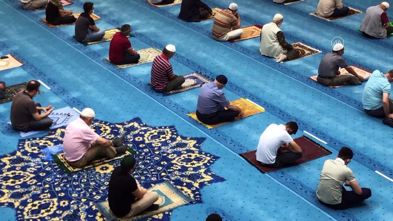 Karabük'te bayram namazı
