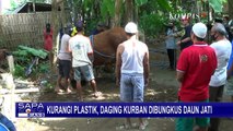 Lebih Ramah Lingkungan, Warga Gunakan Daun Jati untuk Membungkus Daging Qurban