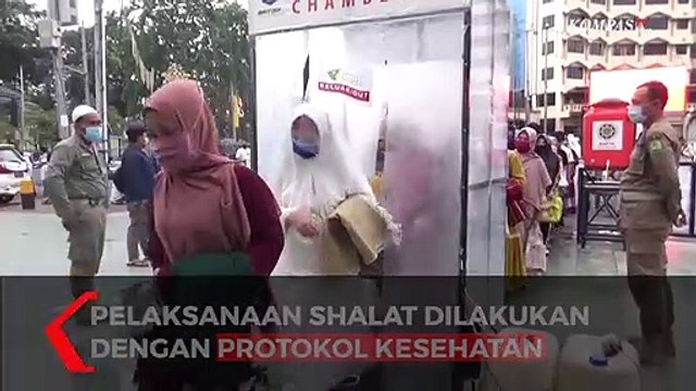 Warga Medan Laksanakan Shalat Idul Adha di Masjid Raya Al-Mashun