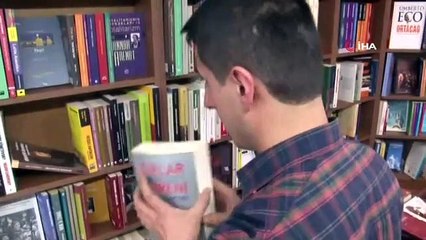 "Terlikli İZBAN kekosu" diye küçümsenmişti, 5 yıl sonra yazar oldu