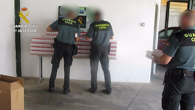 Intervenidas 4.000 cajetillas de tabaco en un vehículo que circulaba por la A-4