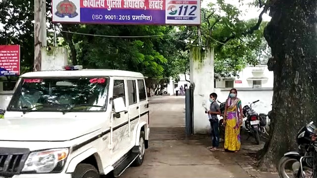 दबंगों ने किया मकान पर कब्जा