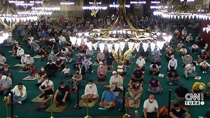 Ayasofya'da ilk bayram namazı | Video