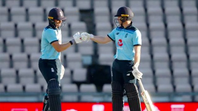 ENG vs IRE 1st ODI | England won by 6 wickets.