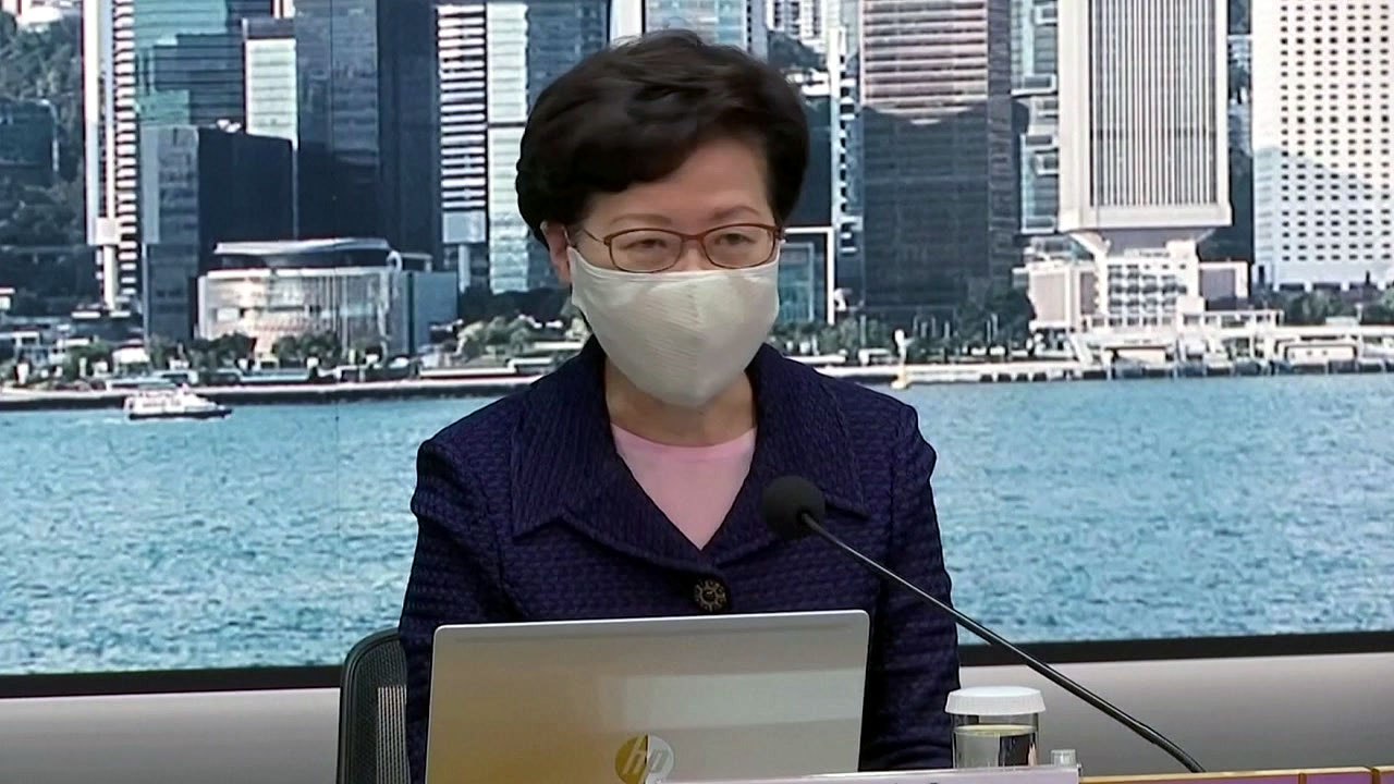 홍콩, 9월 입법회 선거 1년 연기 발표...민주 진영 거센 반발 / YTN